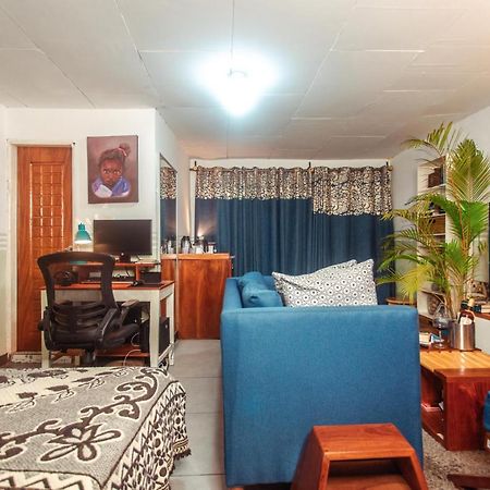 לינה וארוחת בוקר לימבה Palm Springs Bed & Breakfast מראה חיצוני תמונה